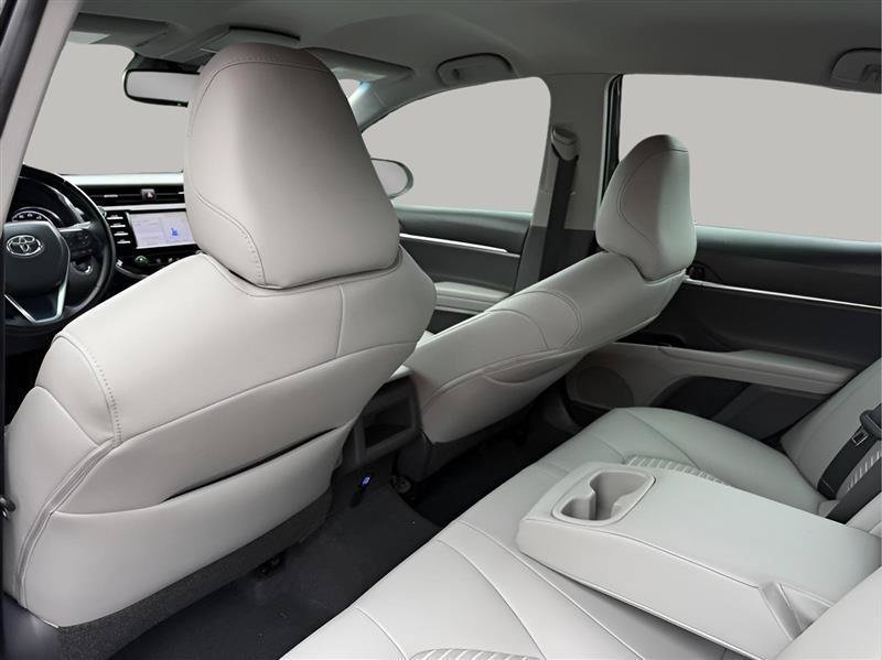 Used 2019 Toyota Camry SE w/ Convenience Package FWD image 29