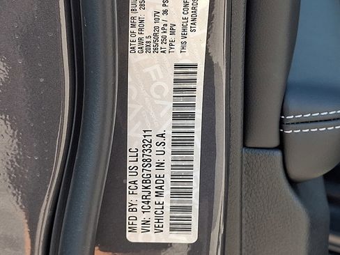 New 2025 Jeep Grand Cherokee L Limited w/ Black Appearance Package image 21