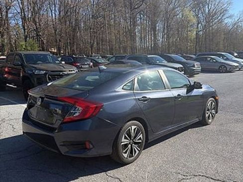 Used 2018 Honda Civic EX-L image 5