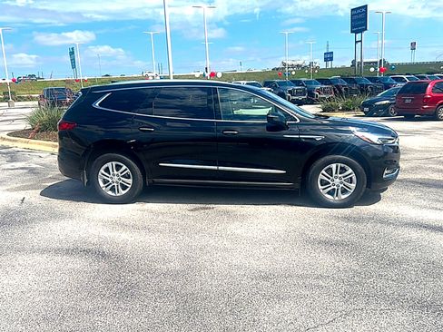 Used 2020 Buick Enclave Premium FWD image 5