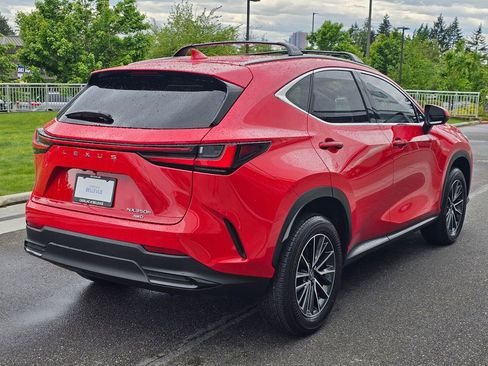 Used 2025 Lexus NX 350h AWD w/ Premium Package image 5