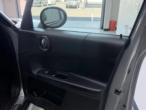 Used 2018 MINI Cooper Countryman FWD image 11