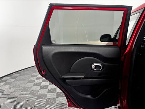 Used 2014 Kia Soul ! w/ Sun & Sound Package image 28