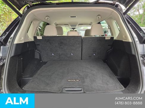 Used 2025 Nissan Rogue SV FWD image 10