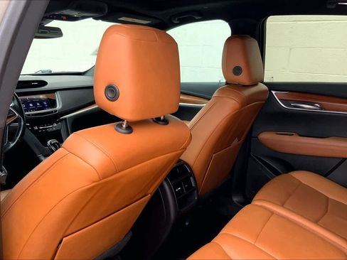 Used 2022 Cadillac XT5 Premium Luxury image 13