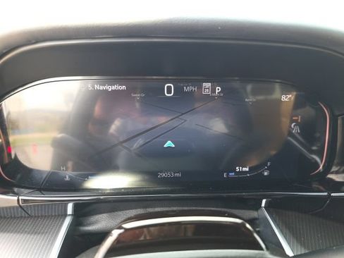 Used 2025 Jeep Grand Wagoneer Series III w/ Rear Seat Video Group 1 AWD/4WD image 18