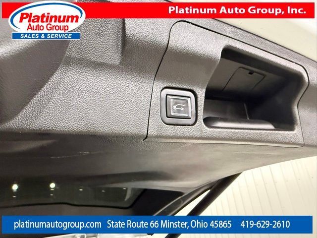 Used 2020 GMC Acadia SLT FWD image 33
