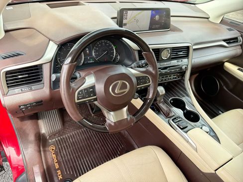 Used 2019 Lexus RX 350L Luxury w/ Accessory Package AWD/4WD image 10
