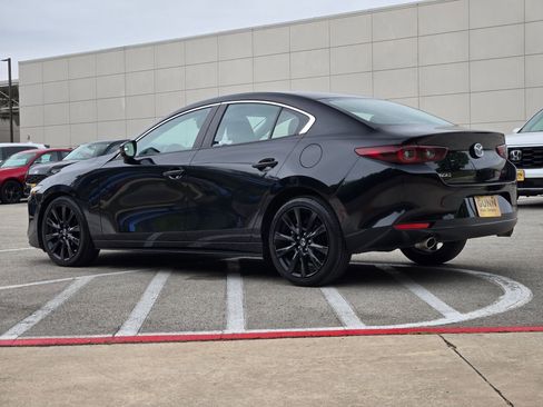 Used 2024 MAZDA MAZDA3 s FWD image 5