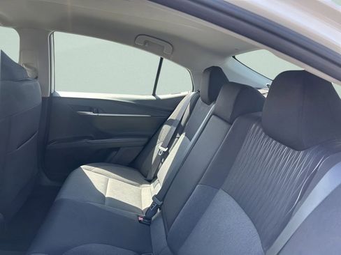Used 2025 Toyota Camry LE FWD image 18