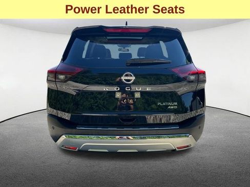 Used 2023 Nissan Rogue Platinum w/ Platinum Premium Package AWD/4WD image 11