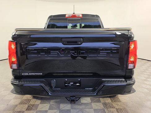 Used 2024 Chevrolet Colorado Trail Boss w/ Technology Package AWD/4WD image 6