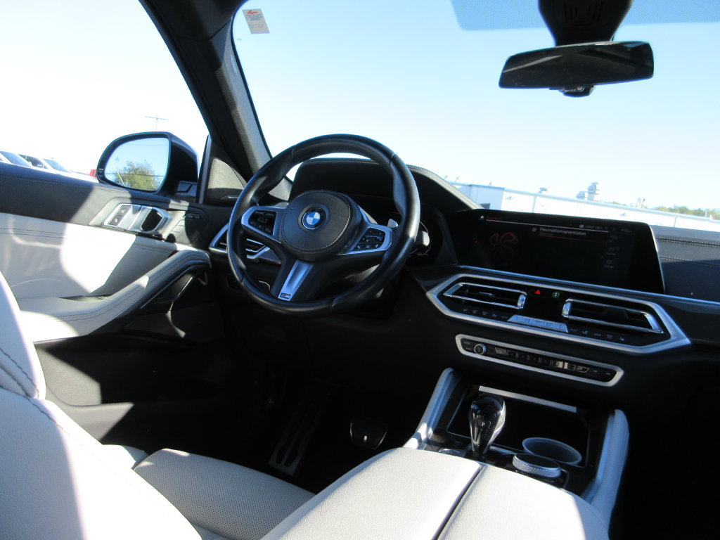 Used 2023 BMW X6 xDrive40i w/ M Sport Package AWD/4WD image 23