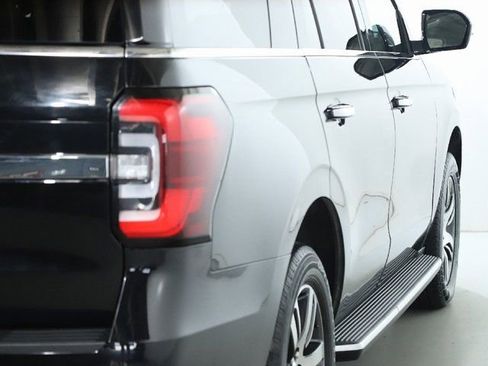 Used 2023 Ford Expedition Limited image 50