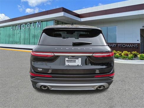 Used 2025 Lincoln Corsair Premiere image 5