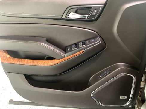 Used 2019 Chevrolet Tahoe Premier RWD image 30