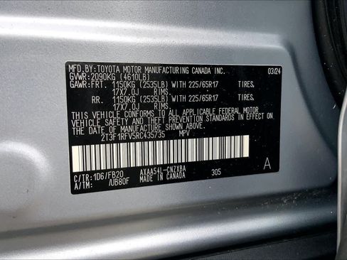 Used 2024 Toyota RAV4 LE AWD/4WD image 36