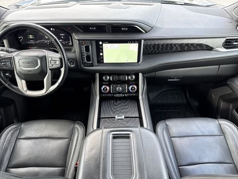 Used 2022 GMC Yukon Denali AWD/4WD image 30