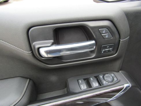 Used 2022 Chevrolet Silverado 1500 LTZ w/ LTZ Premium Package image 27