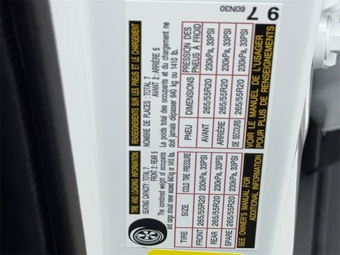 Used 2025 Lexus GX 550 w/ Accessory Package (2T) image 58