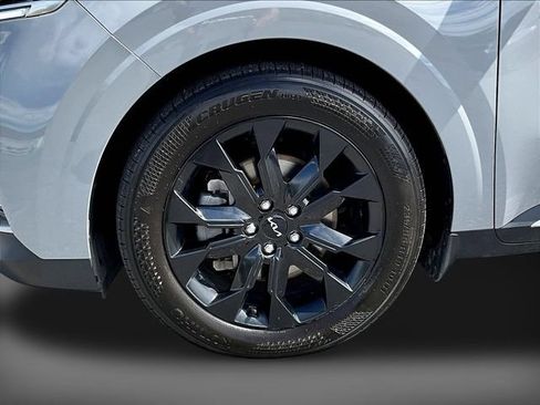 Certified 2023 Kia Carnival SX FWD image 44