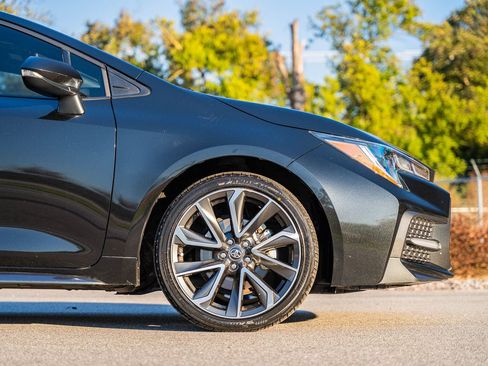 Used 2022 Toyota Corolla SE image 9