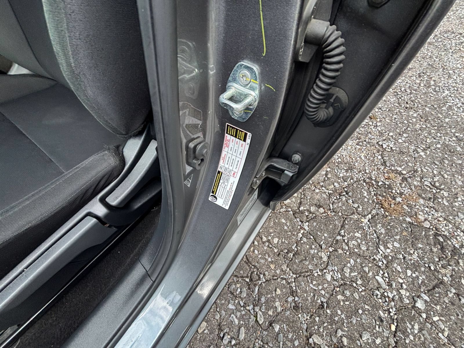 Used 2025 Nissan Sentra S FWD image 30