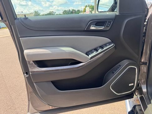 Used 2016 Chevrolet Tahoe LT AWD/4WD image 10