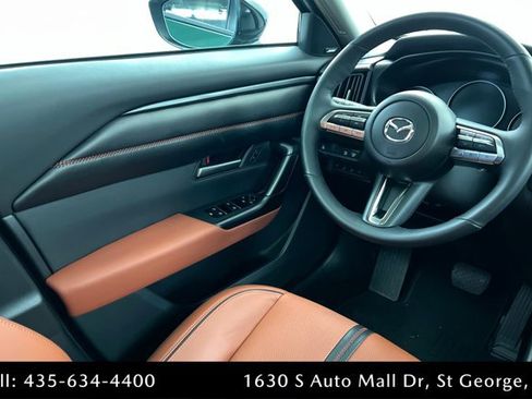 Used 2025 MAZDA CX-50 AWD 2.5 Turbo w/ Premium Pkg image 11