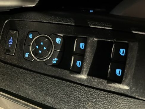 Used 2020 Ford F250 Lariat image 6