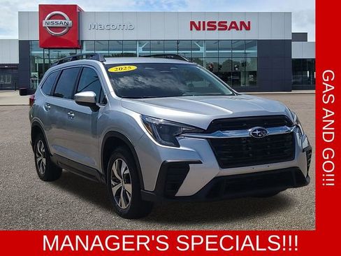 Used 2025 Subaru Ascent Premium AWD/4WD image 1