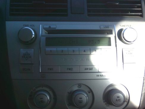 Used 2008 Toyota Solara SE image 7