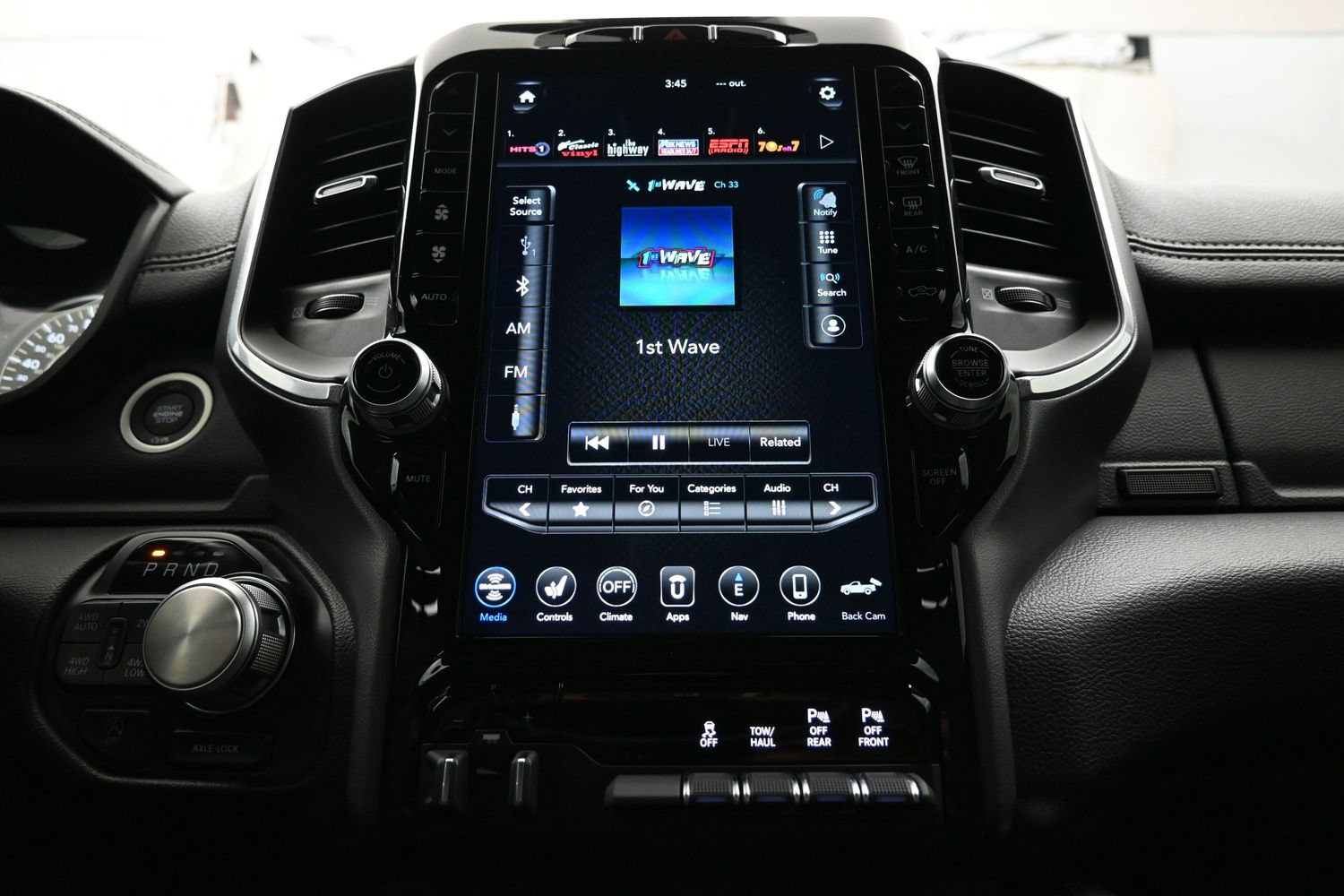 Used 2020 RAM 1500 Laramie w/ Sport Appearance Package AWD/4WD image 36