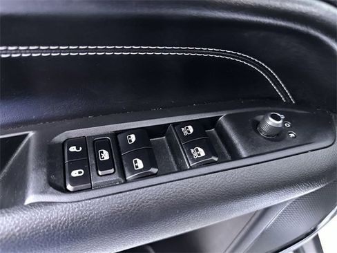 Used 2024 Jeep Compass Latitude w/ Convenience Group image 24