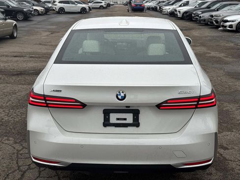 New 2025 BMW 530i xDrive AWD/4WD image 6