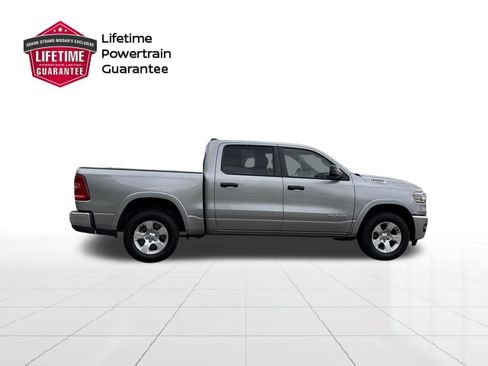 Used 2025 RAM 1500 Big Horn AWD/4WD image 7