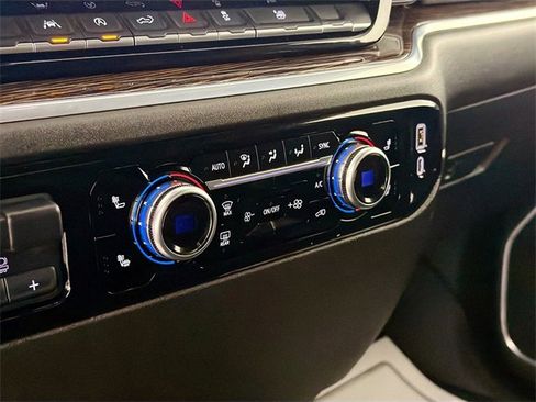 Used 2022 GMC Sierra 1500 Elevation image 15