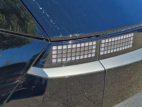 New 2026 Hyundai Ioniq 5 SEL image 30