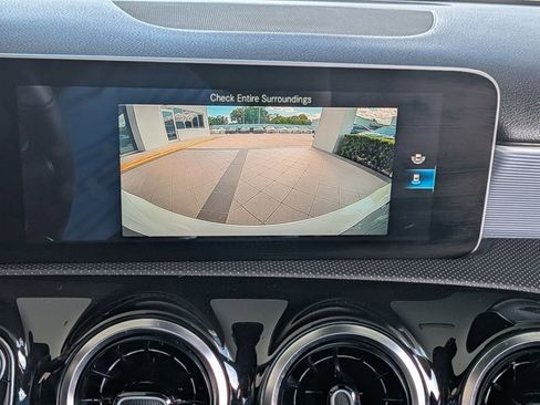 Used 2019 Mercedes-Benz A 220 4MATIC image 14