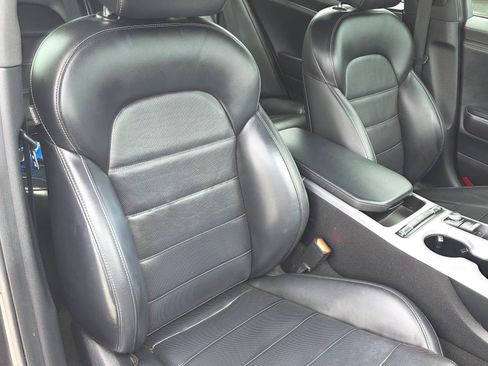 Used 2020 Kia Stinger GT2 RWD image 17
