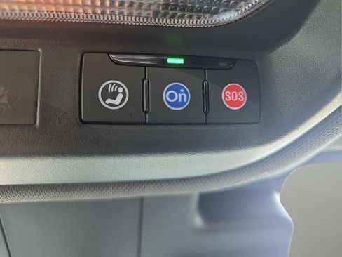 Used 2024 Buick Envista Sport Touring w/ Convenience II Package FWD image 22