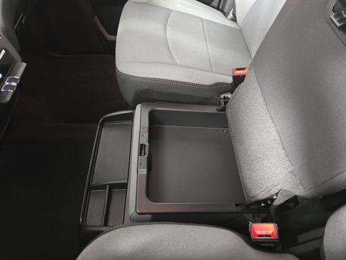 Used 2024 RAM 2500 Big Horn w/ Bed Utility Group image 29