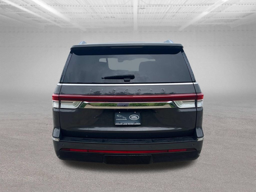 Used 2023 Lincoln Navigator L Black Label AWD/4WD image 4