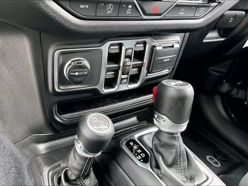 New 2026 Jeep Wrangler Unlimited Sport AWD/4WD image 15