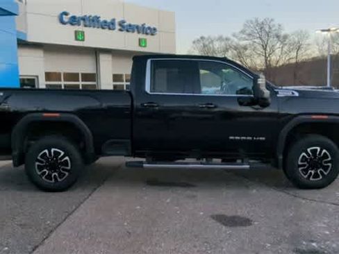 Used 2020 GMC Sierra 2500 SLE image 9