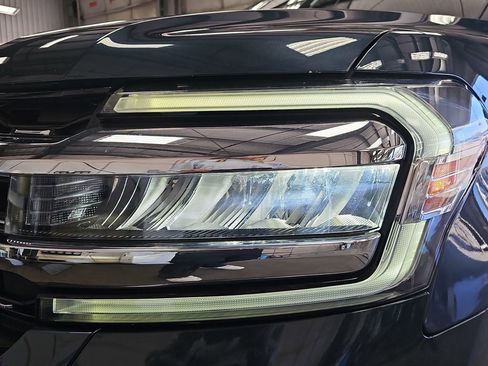 Used 2022 Ford Expedition Limited AWD/4WD image 32