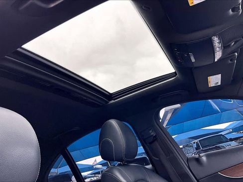 Used 2020 Mercedes-Benz C 300 Sedan image 14