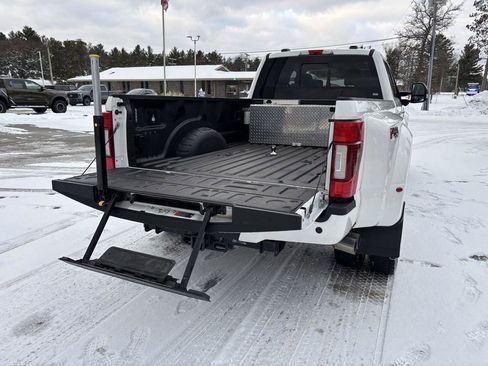 Used 2021 Ford F450 Limited w/ FX4 Off-Road Package image 9