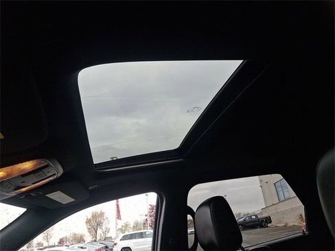 Used 2024 Dodge Durango GT image 10