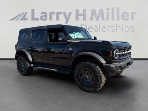 New 2025 Ford Bronco Outer Banks w/ Sasquatch Package image 7